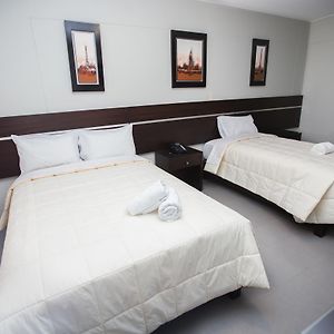Habitación con 2 Camas Individuales